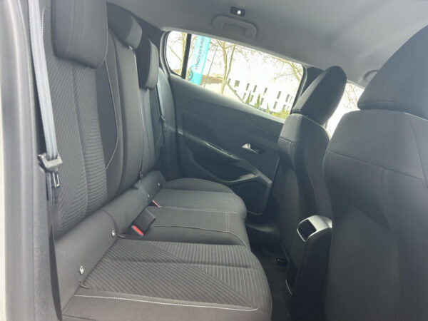 Peugeot 308 (2) – Image 7