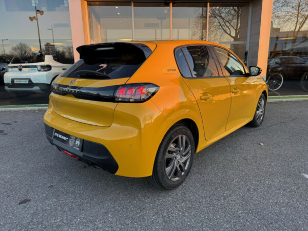 Peugeot 208 (2) – Image 3