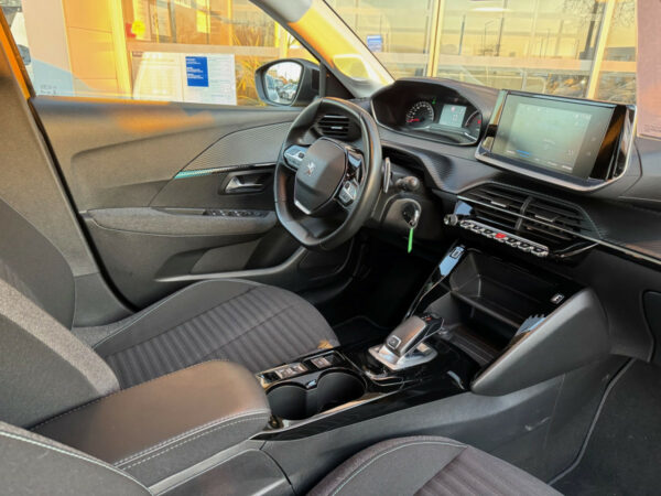 Peugeot 208 (2) – Image 6