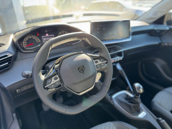 Peugeot 208 (2) – Image 5