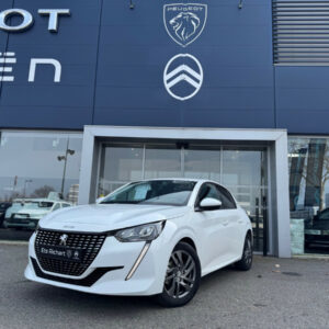 Peugeot 208 (2)