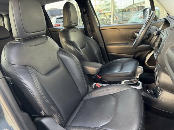 Jeep Renegade – Image 7