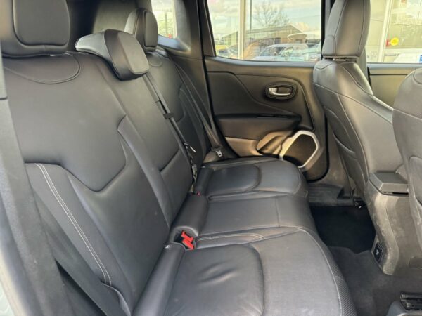 Jeep Renegade – Image 8