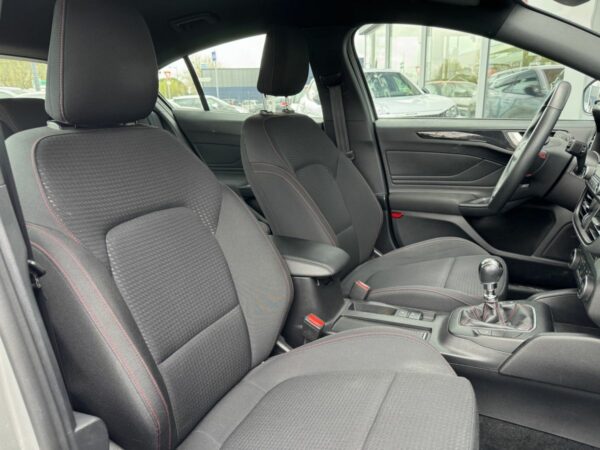 Ford Focus (4) – Image 7
