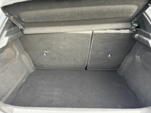 Peugeot 208 (2) – Image 9