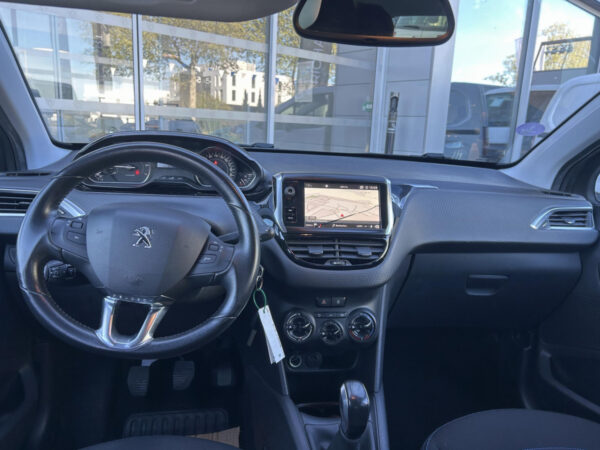 Peugeot 208 – Image 5