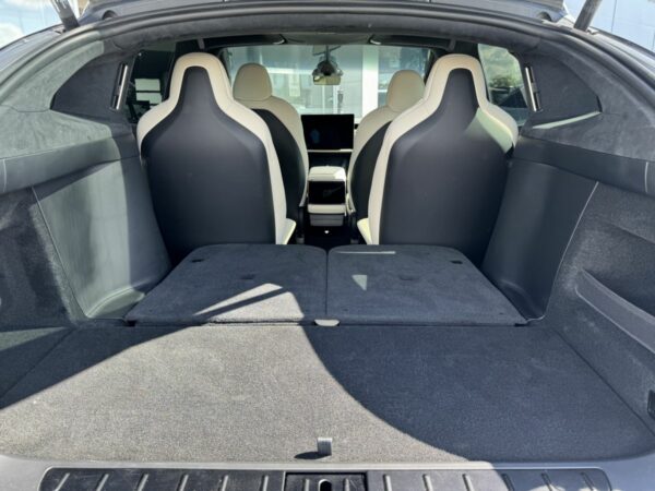Tesla Model X – Image 9