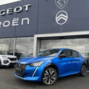 Peugeot 208 (2)