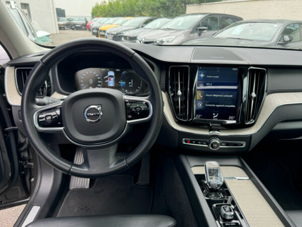 Volvo XC60 (2) – Image 5