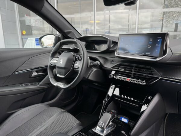 Peugeot 208 (2) – Image 6