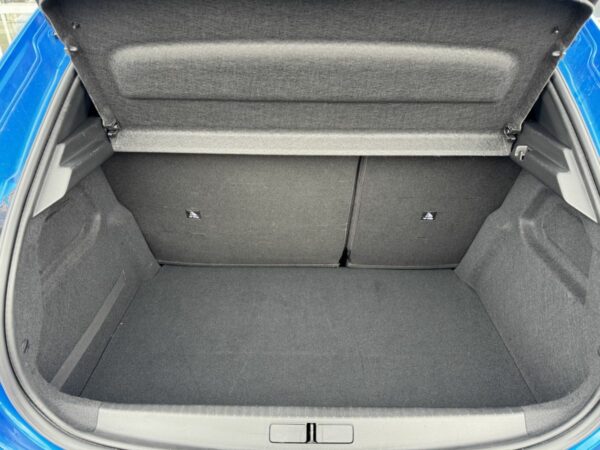 Peugeot 208 (2) – Image 9
