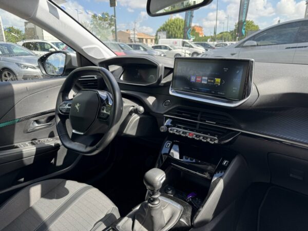 Peugeot 208 (2) – Image 6